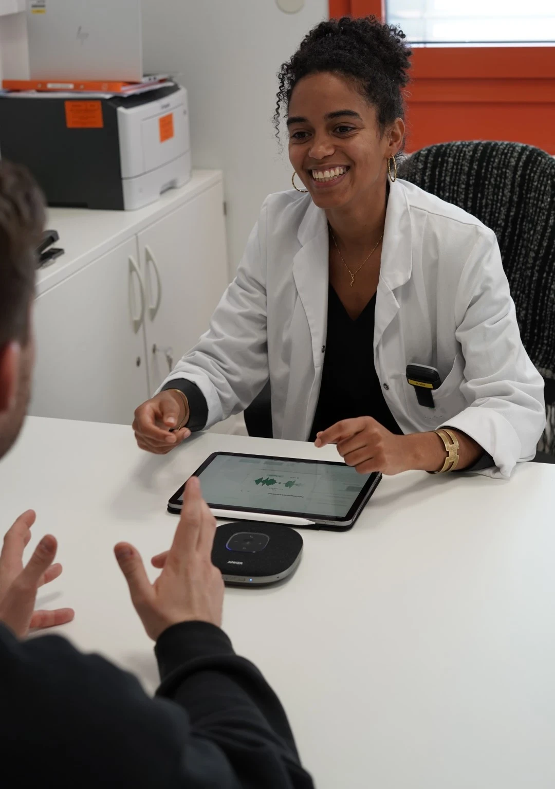 doctor using ambivio